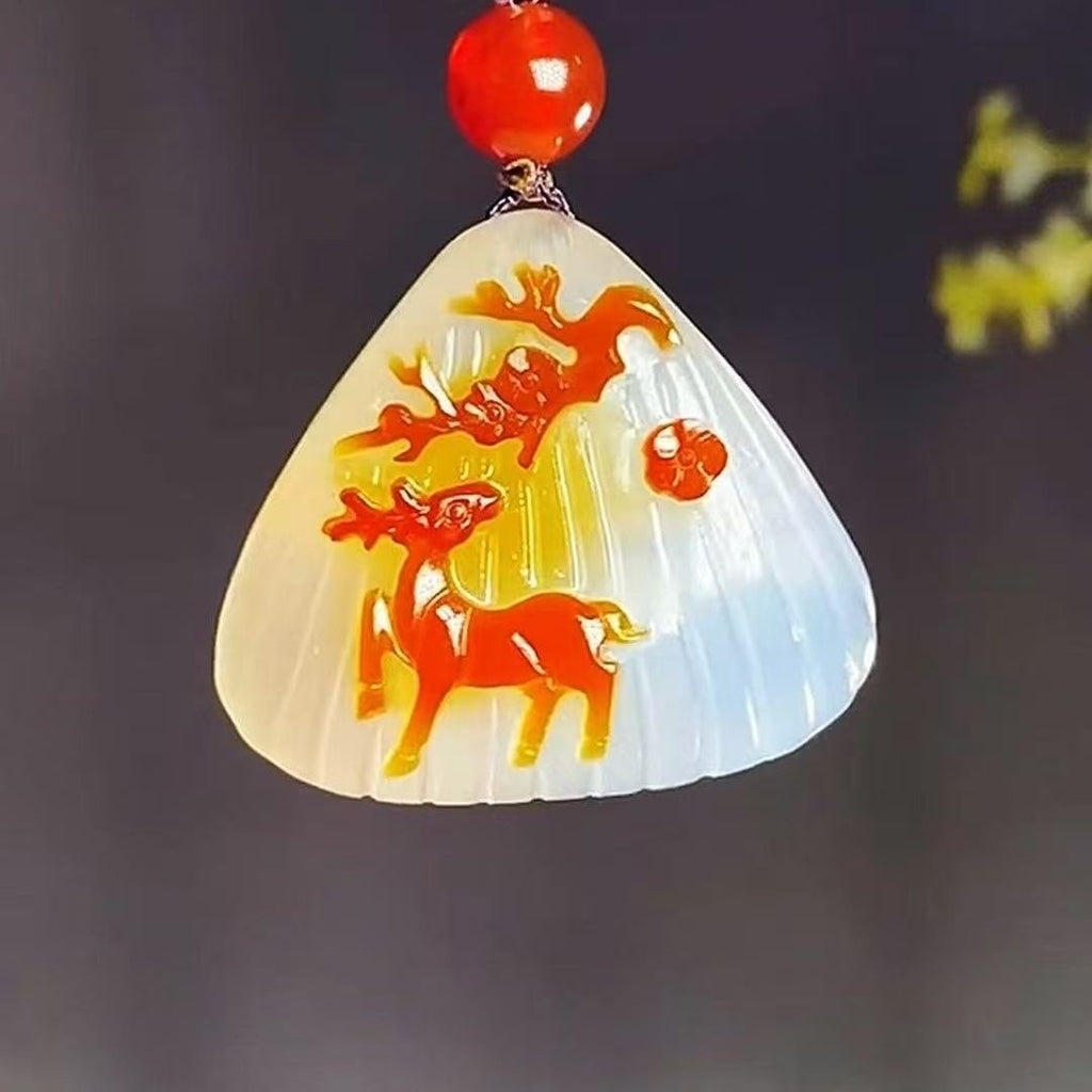 生肖掌上明珠纯天然玉石吊坠，Custom 12 Chinese Zodiac "Pearl in the Palm" Natural Jade Pendants. Made to order within 5–7 working days, symbolizing peace, protection, wealth and good fortune.        玉石吊坠的宣传文案要突出玉石的品质，有哪些好的表达方式？