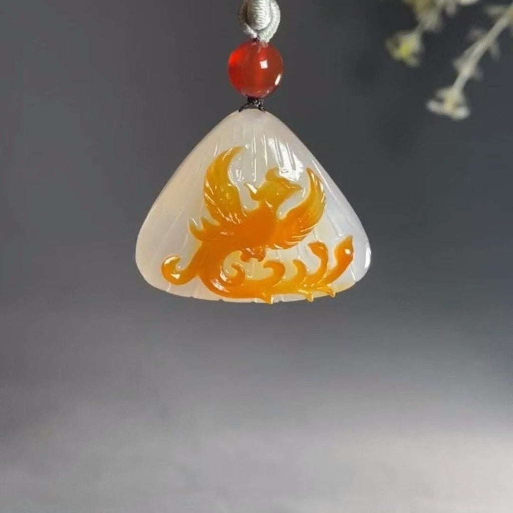 生肖掌上明珠纯天然玉石吊坠，Custom 12 Chinese Zodiac "Pearl in the Palm" Natural Jade Pendants. Made to order within 5–7 working days, symbolizing peace, protection, wealth and good fortune.        玉石吊坠的宣传文案要突出玉石的品质，有哪些好的表达方式？